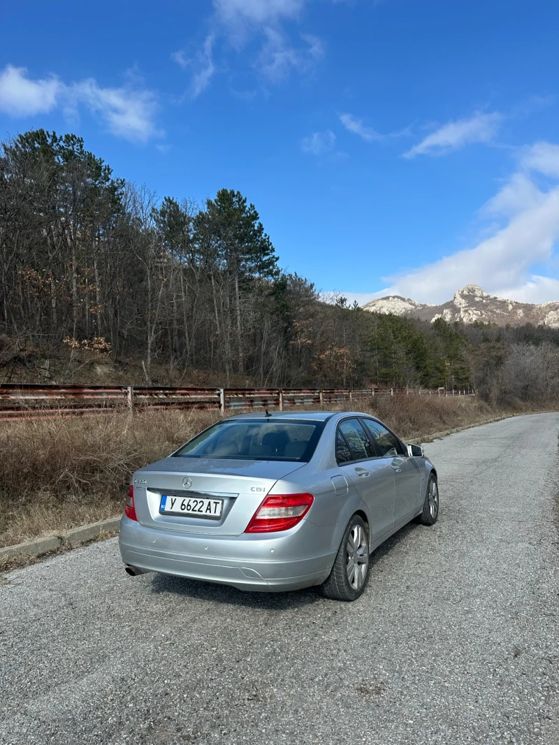 Mercedes-Benz C 220 W204, снимка 5 - Автомобили и джипове - 49290378