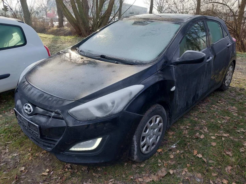 Hyundai I30 1, 4i &#34;FIFA World Cup Edition&#34;, снимка 1 - Автомобили и джипове - 48906511