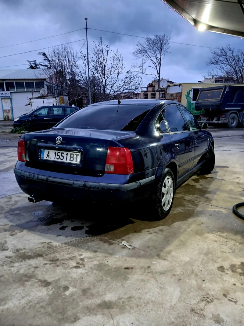 VW Passat 1.9 TDI, снимка 5 - Автомобили и джипове - 49010999