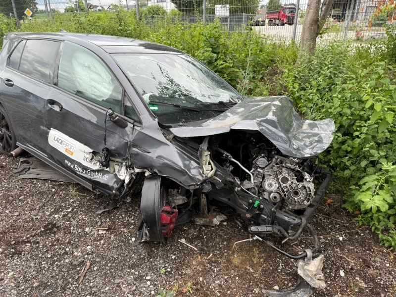 VW Golf GTI , снимка 3 - Автомобили и джипове - 52471226