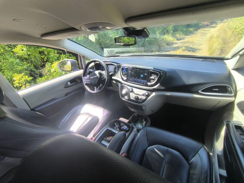 Chrysler Pacifica, снимка 6 - Автомобили и джипове - 52260737