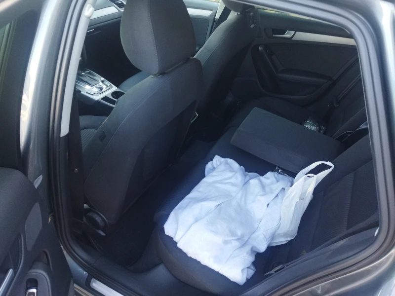 Audi A4, снимка 8 - Автомобили и джипове - 51987459