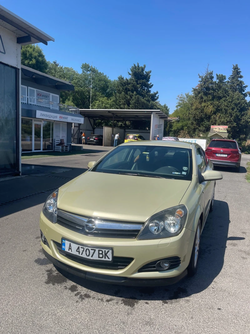 Opel Astra GTC LPG първи собственик, снимка 5 - Автомобили и джипове - 52729442