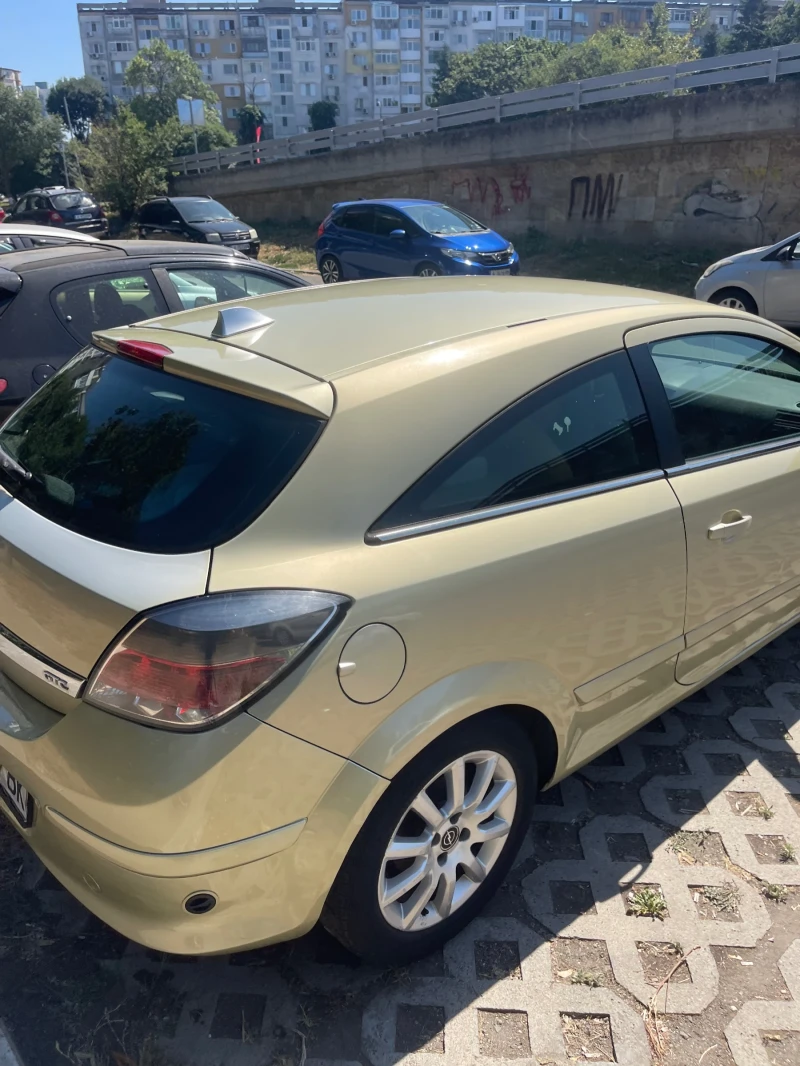 Opel Astra GTC LPG първи собственик, снимка 3 - Автомобили и джипове - 52729442