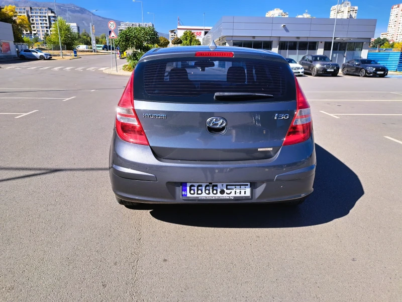 Hyundai I30, снимка 11 - Автомобили и джипове - 52724978