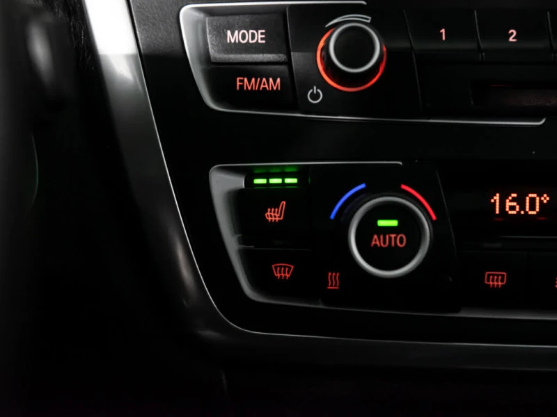 BMW 328 xDrive* CarFax* АвтоКредит* (ЦЕНА ДО БГ), снимка 14 - Автомобили и джипове - 53292261