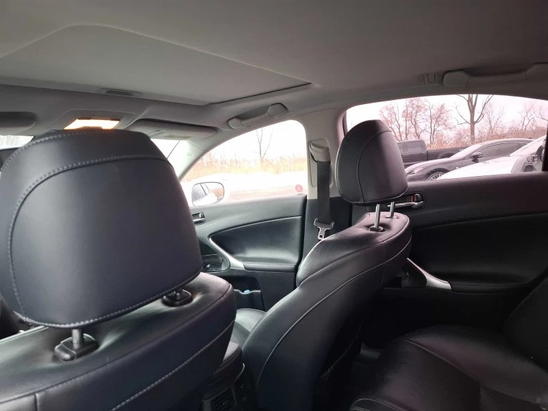 Lexus IS 250 F SPORT * AWD * ЧЕРЕН САЛОН * СЕРВИЗНА ИСТОРИЯ * , снимка 10 - Автомобили и джипове - 53574560