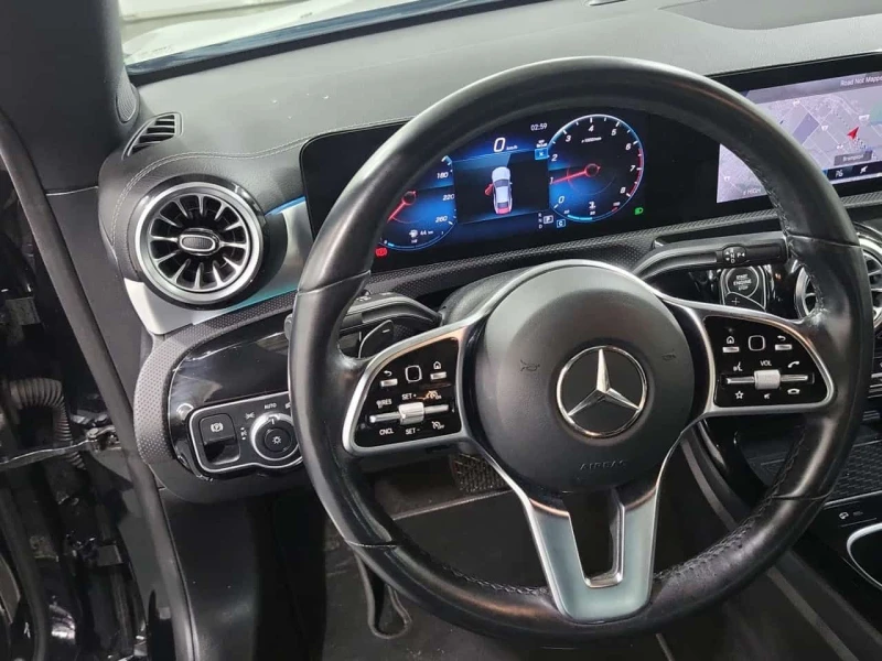 Mercedes-Benz CLA 250 4MATIC | PANO | KEYLESS | 2 КЛЮЧА | ПОДГРЕВИ | , снимка 4 - Автомобили и джипове - 53580408