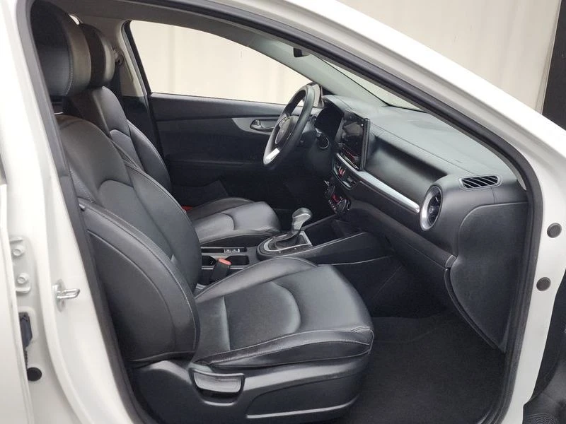 Kia K3 1.6 Automatic, снимка 7 - Автомобили и джипове - 55585796
