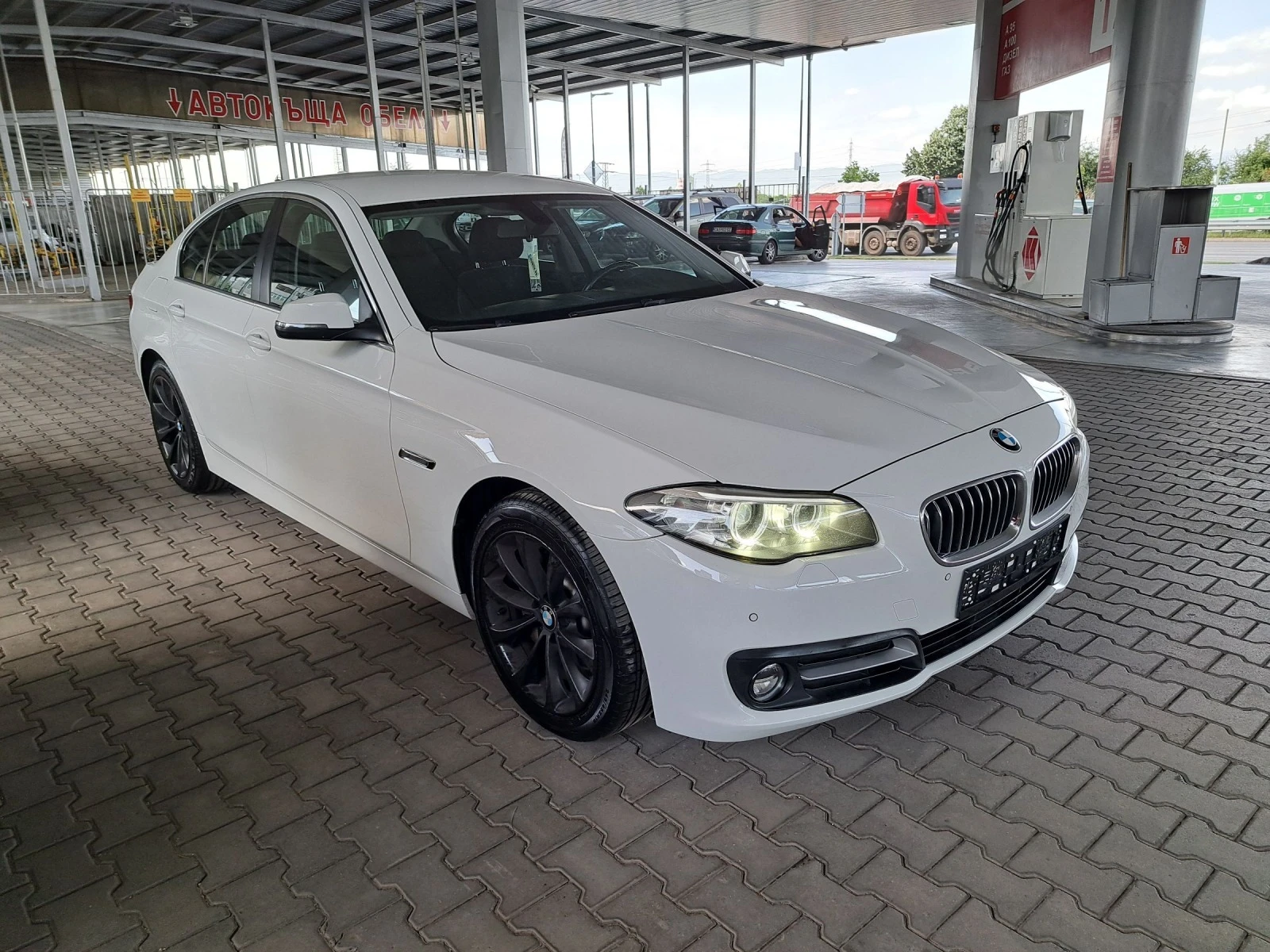 BMW 530 3.0D 258ps.ITALIAfeis - изображение 5