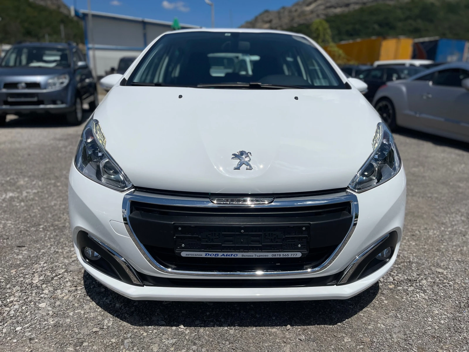 Peugeot 208 1.6HDI-ALLURE-75кс-LED-ПАРКТР. - изображение 2