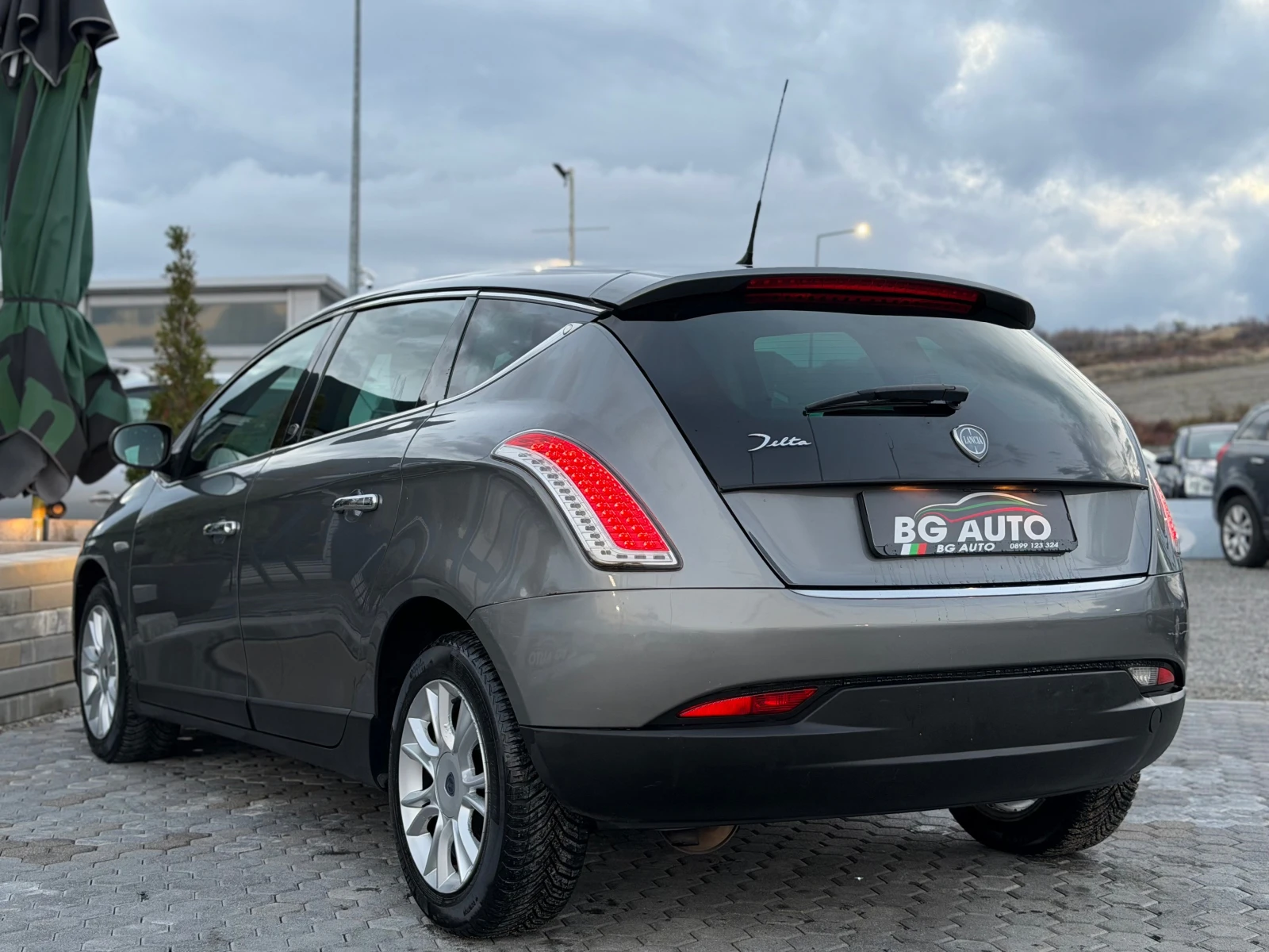 Lancia Delta * * LED* 1.6-120* MULTIJET* * EURO 5*  | Mobile.bg   6