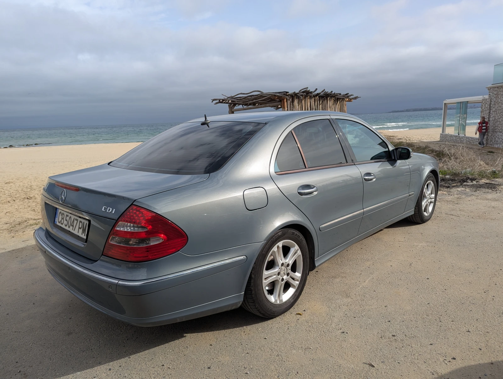 Mercedes-Benz E 280 E320 - изображение 4