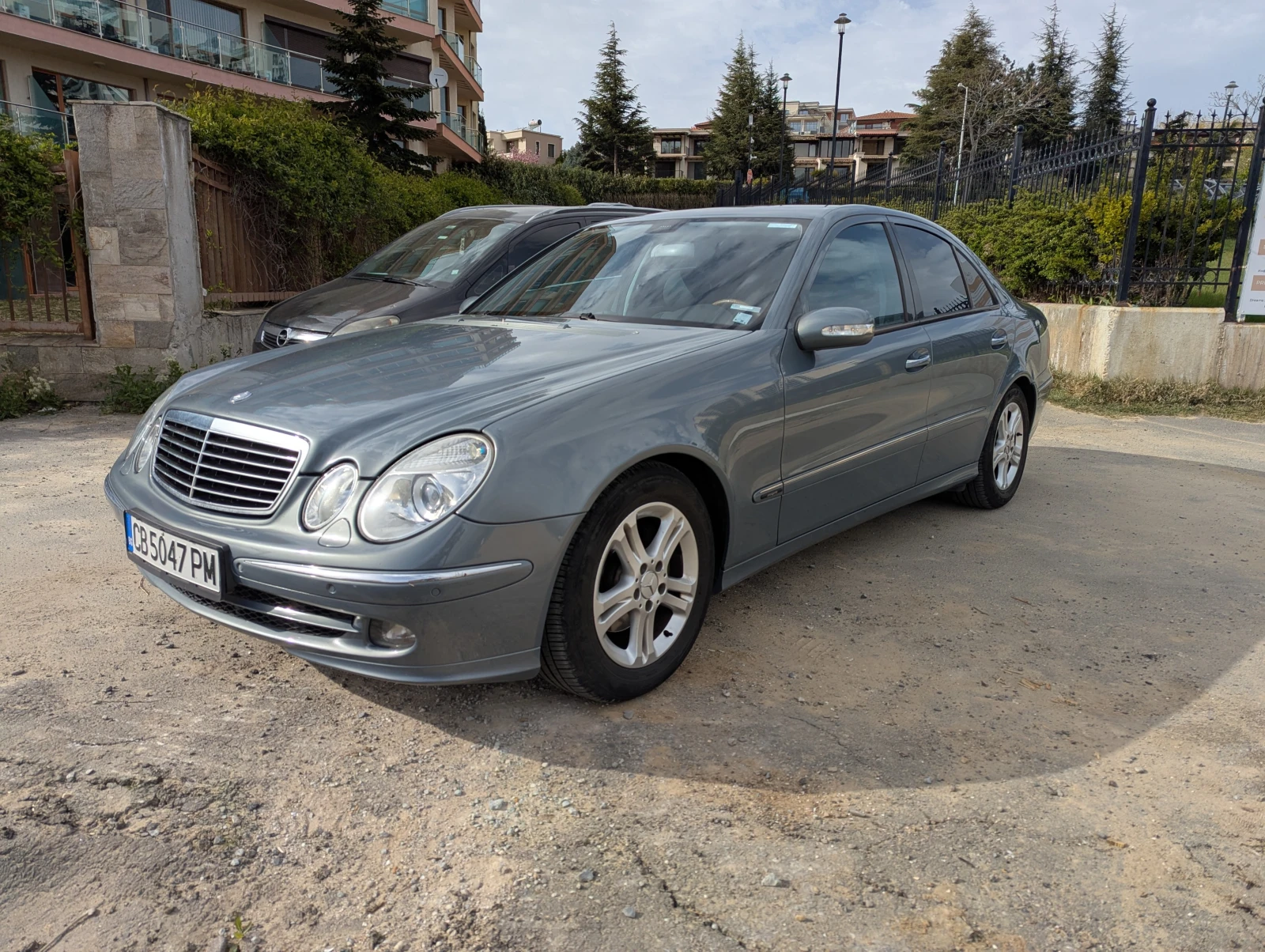 Mercedes-Benz E 280 E320 - изображение 3