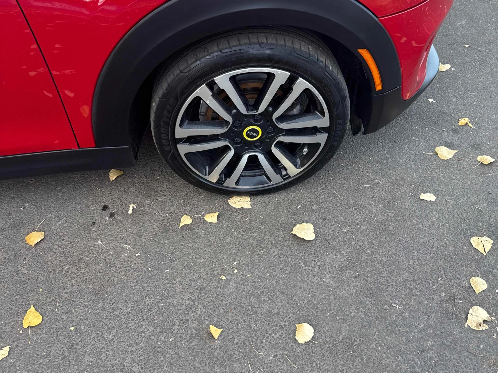 Mini Cooper SE * * CARFAX * * АВТО КРЕДИТ * *  - изображение 6