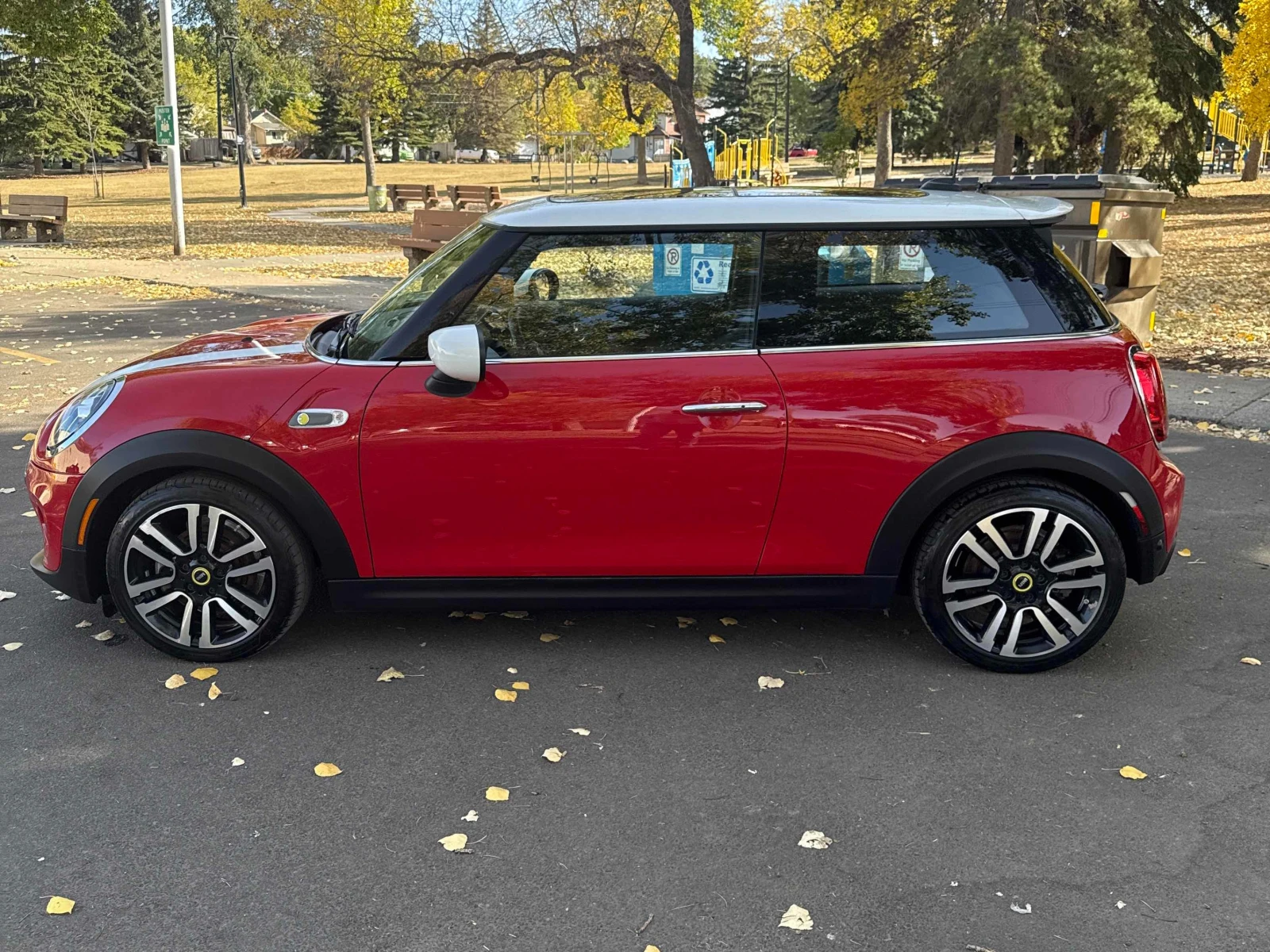 Mini Cooper SE * * CARFAX * * АВТО КРЕДИТ * *  - изображение 3