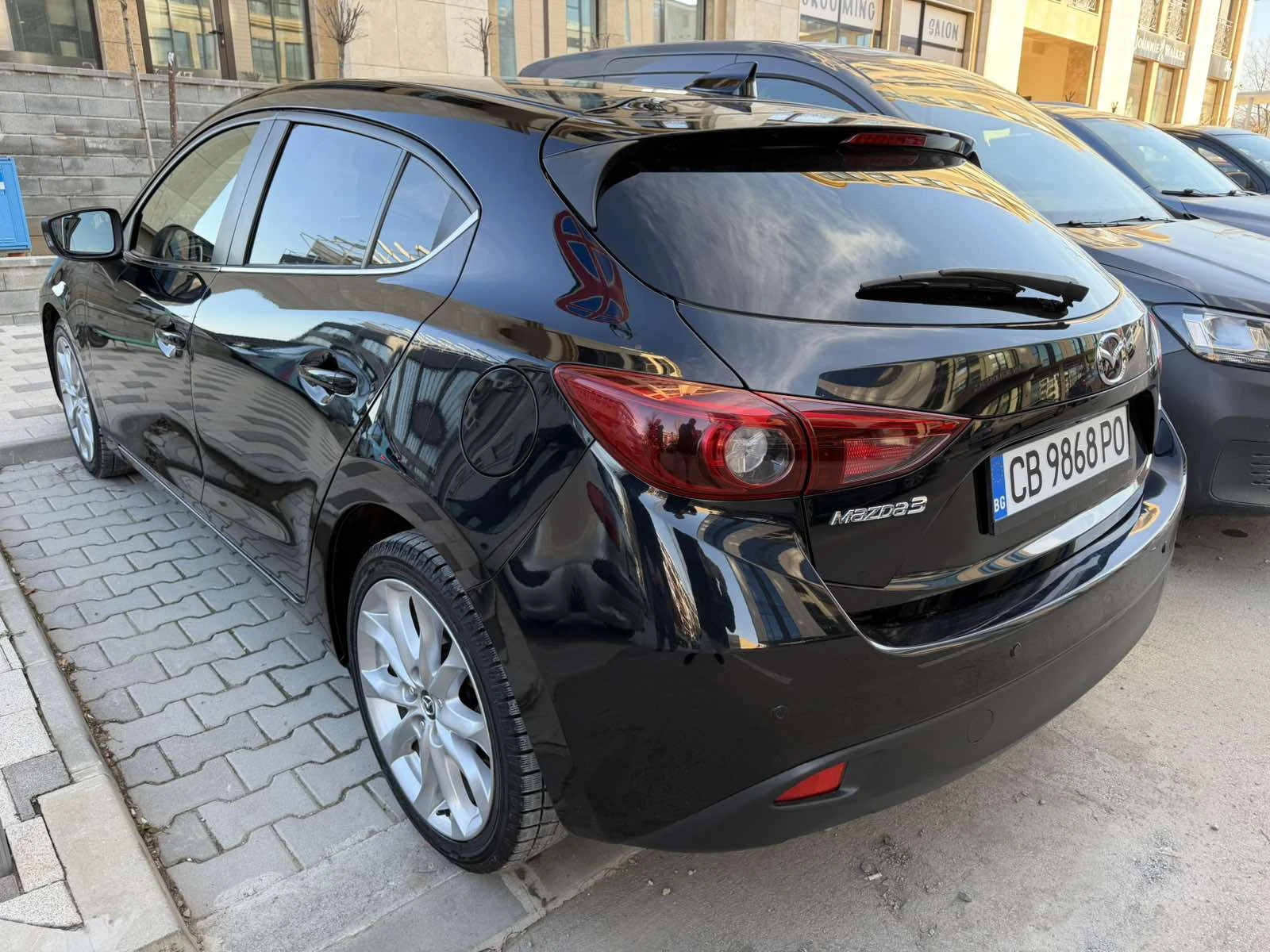 Mazda 3 1.5D, HEAD-UP, КАМЕРА, ПОДГРЕВ, BOSE , снимка 5 - Автомобили и джипове - 53692102