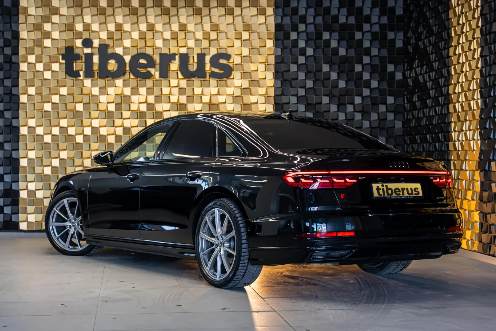 Audi A8 50 TDI Quattro, снимка 2 - Автомобили и джипове - 53770798