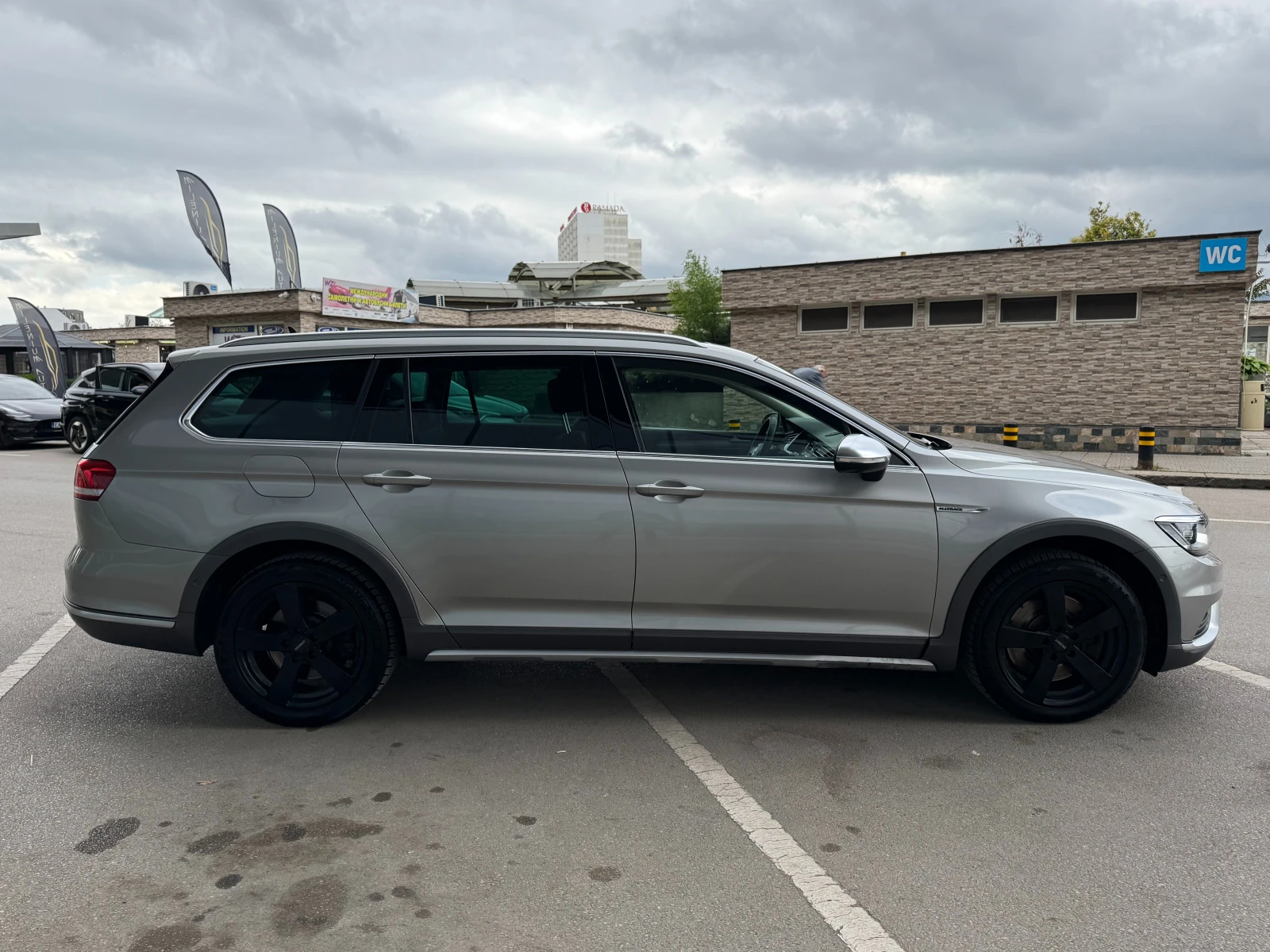 VW Passat 6 ������ ��������/2.0TDI Biturbo 240�.�. 4Motion | Mobile.bg � ����������� 5