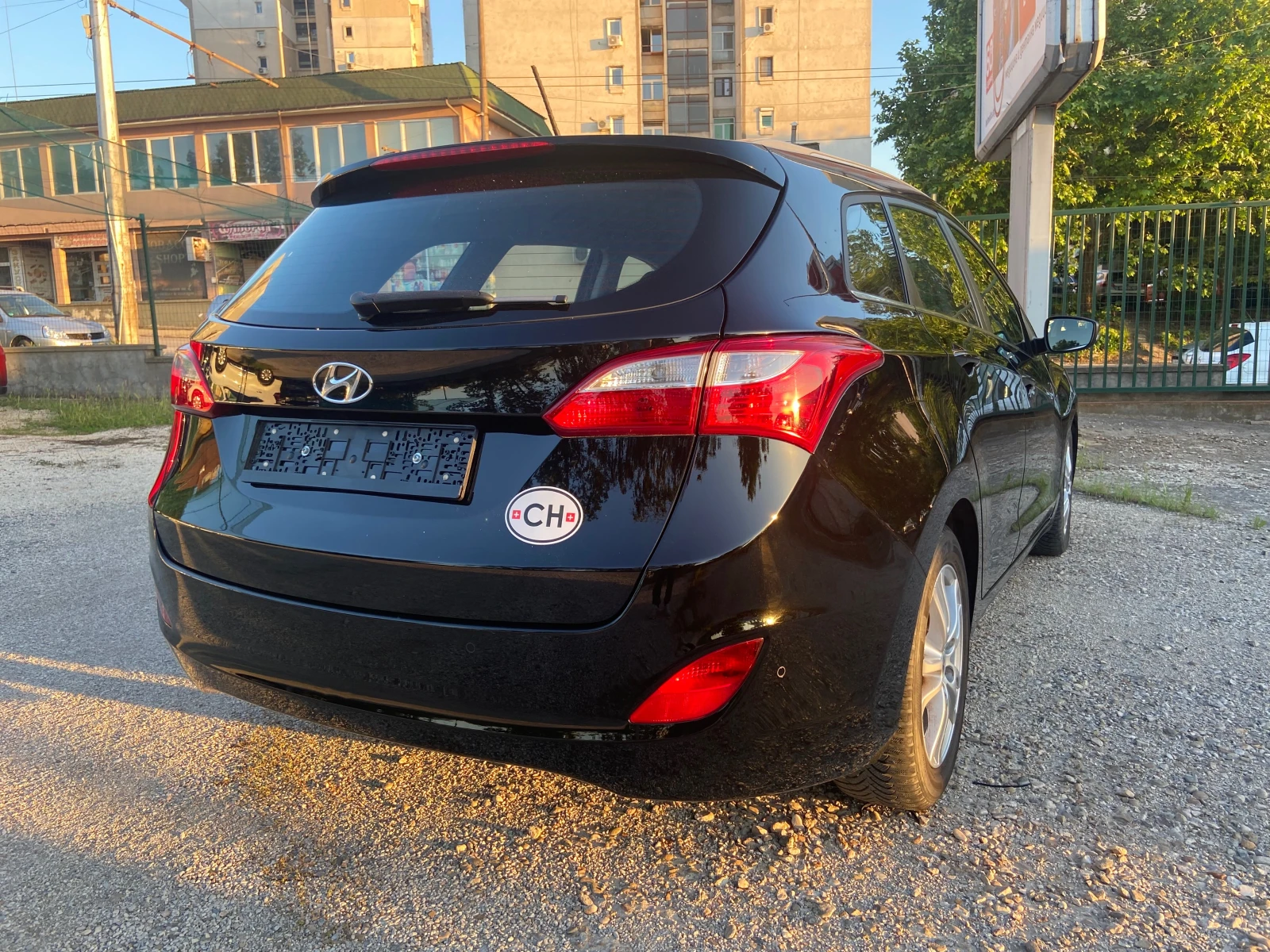 Hyundai I30 1.6 GDI 64000�� ��������� | Mobile.bg � ����������� 4