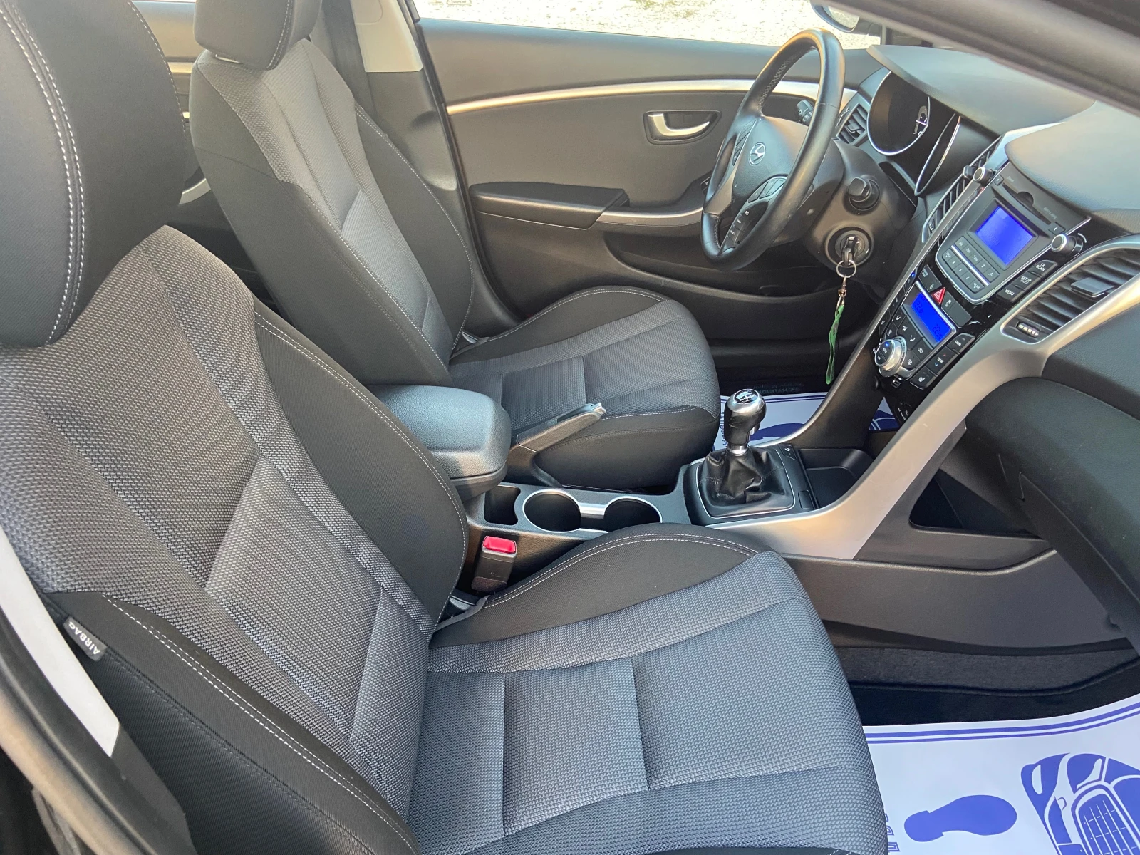 Hyundai I30 1.6 GDI 64000�� ��������� | Mobile.bg � ����������� 14
