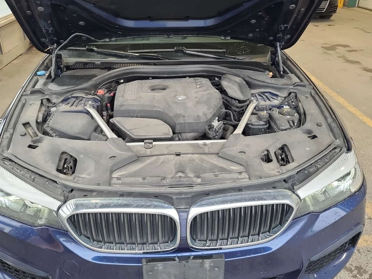 BMW 530 530I XDRIVE  CARFAX, снимка 16 - Автомобили и джипове - 54700008