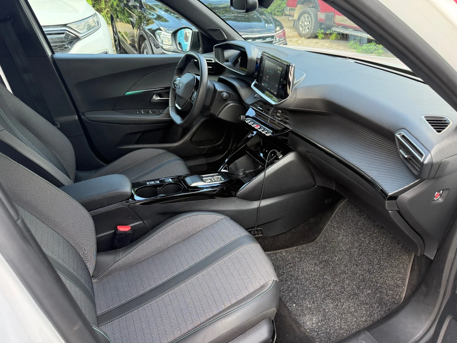 Peugeot 2008 EV-54 kWh 100% batery  | Mobile.bg � ����������� 6