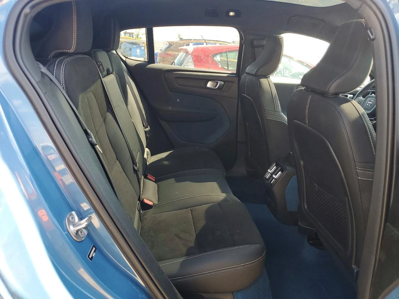 Volvo C40 RECHARGE ULTIMATE* AWD* P8, снимка 11 - Автомобили и джипове - 55175740