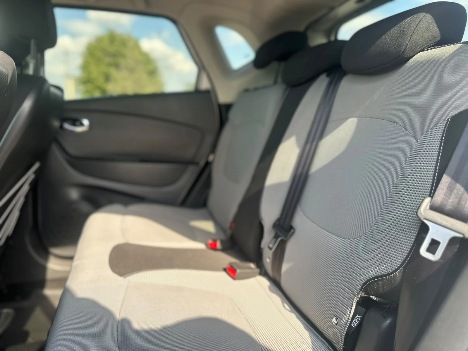 Renault Captur / 1.5D / EURO 6 / NAVI /, снимка 10 - Автомобили и джипове - 55217084
