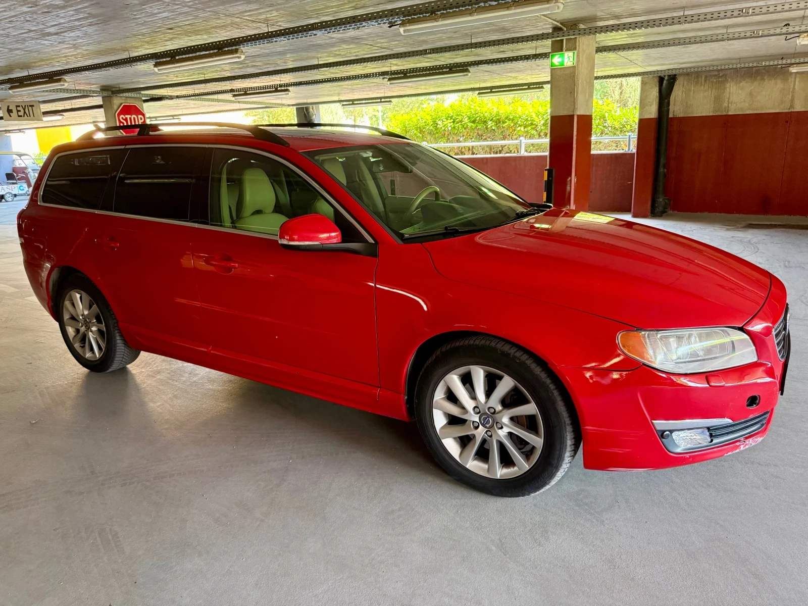 Volvo V70 D5 AWD 215, снимка 5 - Автомобили и джипове - 55422002