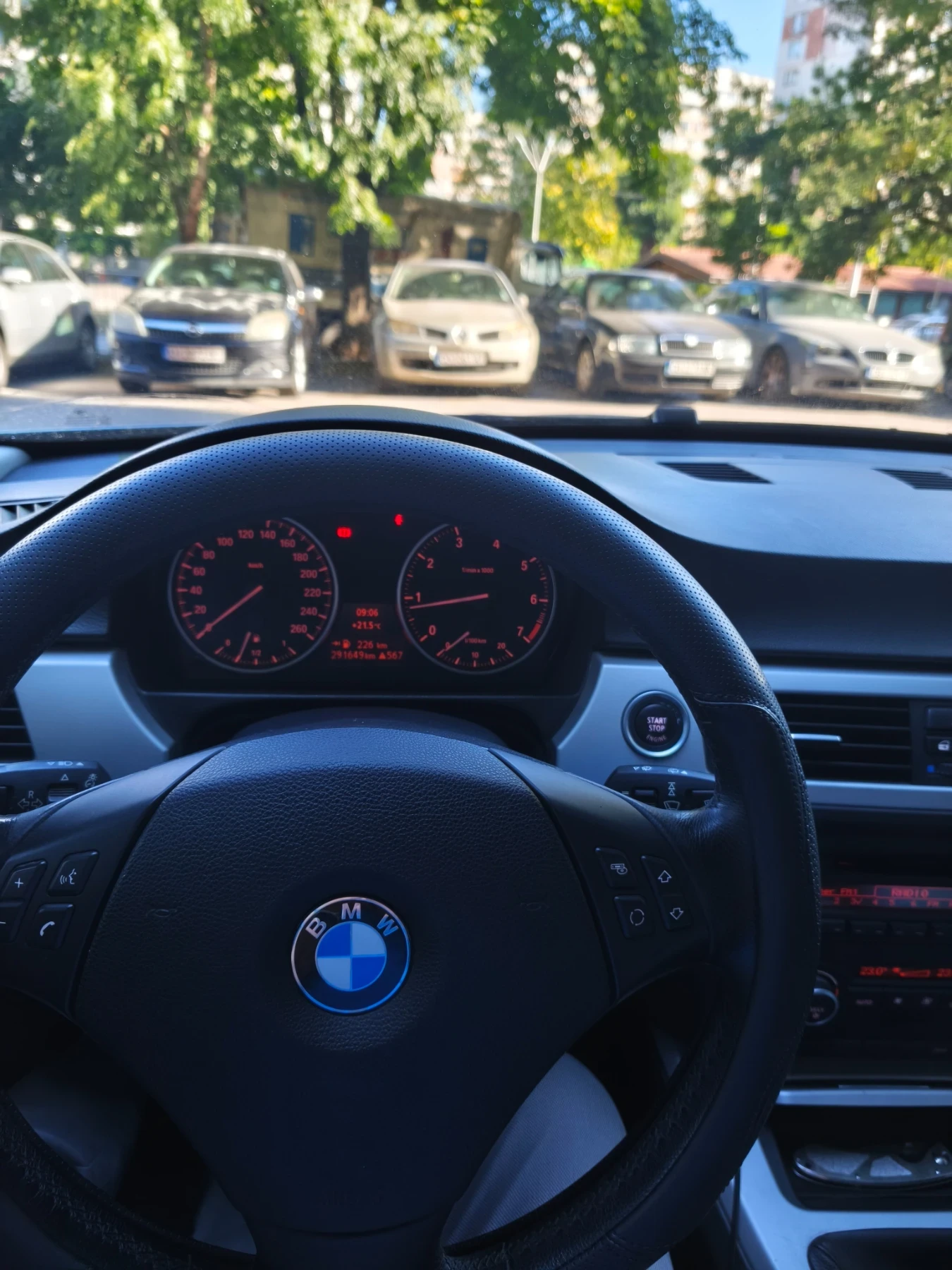 BMW 318 Touring, снимка 2 - Автомобили и джипове - 55734811