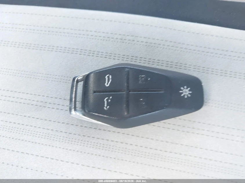 Fisker Ocean One AWD, снимка 11 - Автомобили и джипове - 55935339