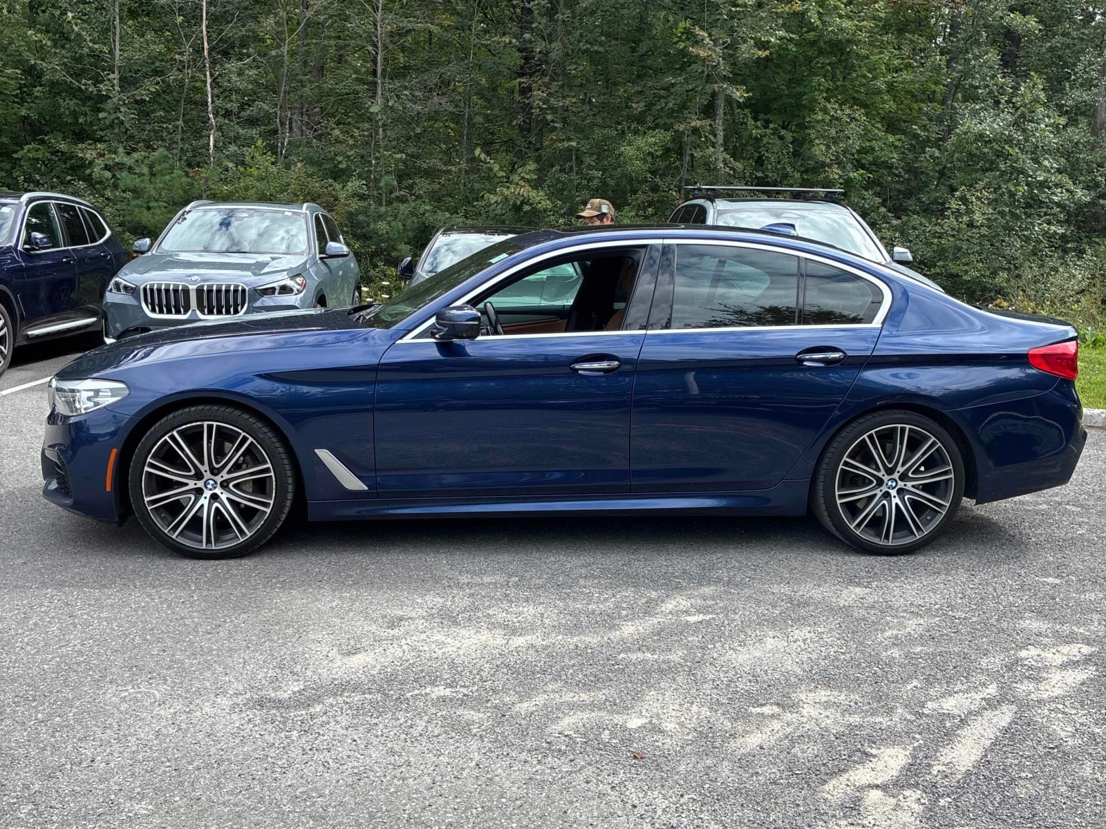 BMW 540 * 540i xDrive * АВТОКРЕДИТ БЕЗ ПЪРВОНАЧАЛНА ВНОСКА, снимка 2 - Автомобили и джипове - 55958649