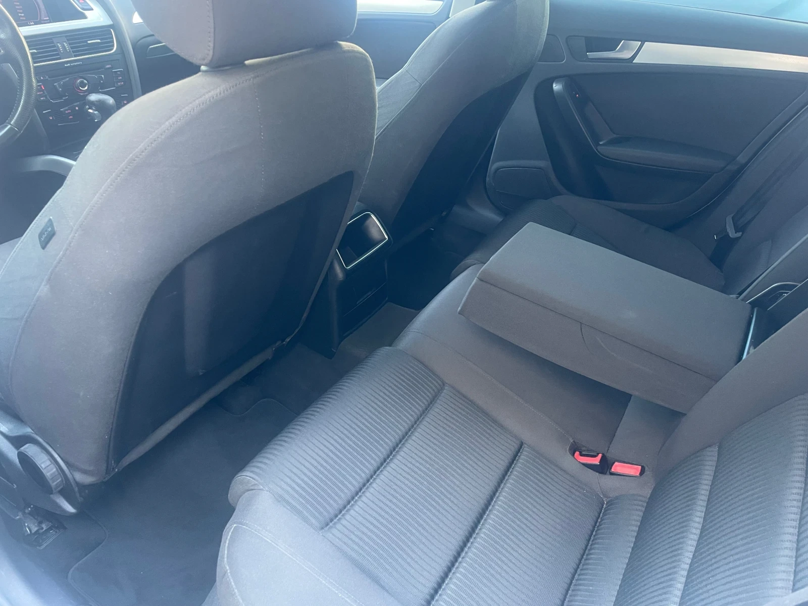 Audi A4 2.0 143кс 🔝, снимка 10 - Автомобили и джипове - 56007648