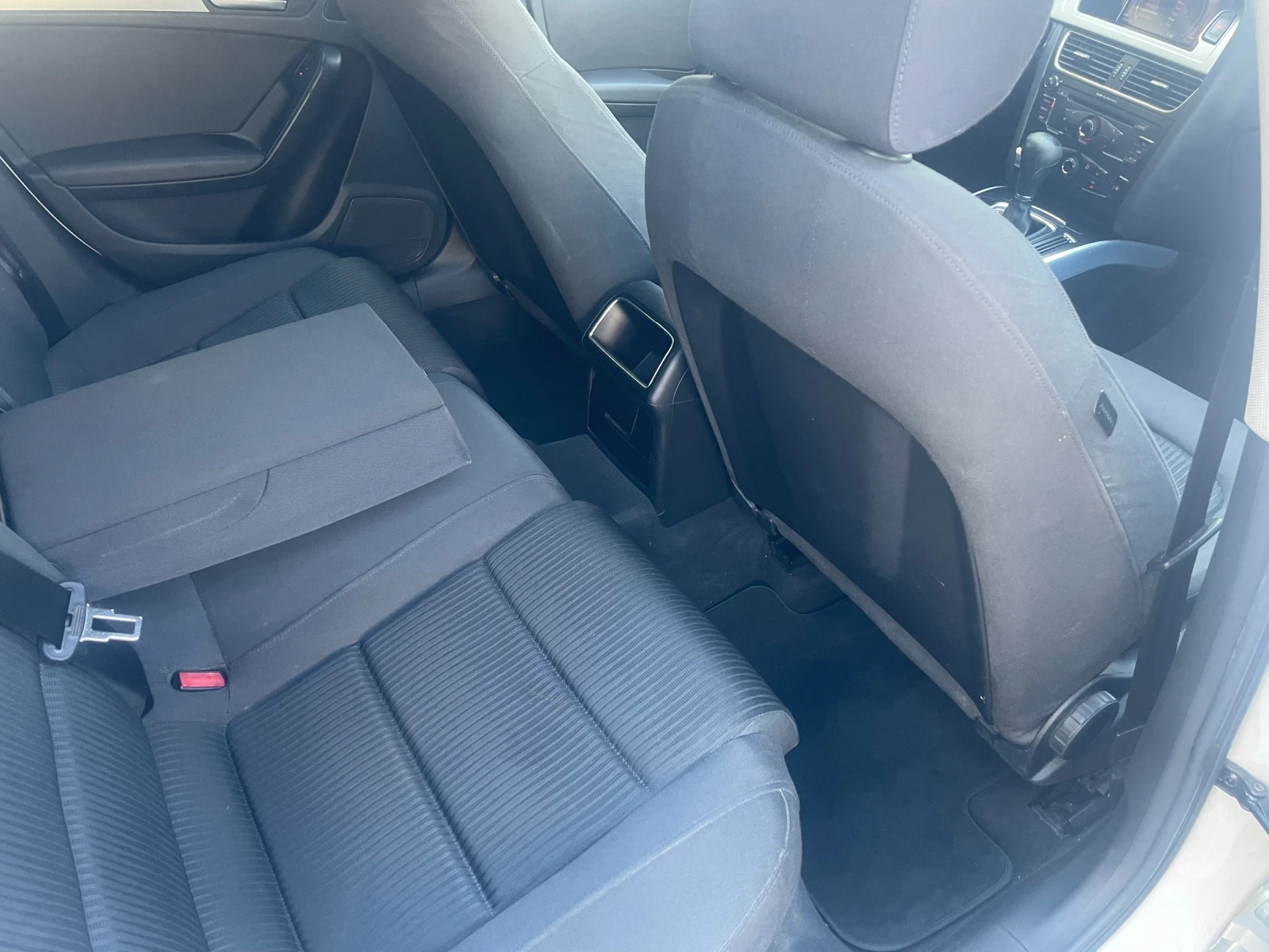 Audi A4 2.0 143кс 🔝, снимка 9 - Автомобили и джипове - 56007648