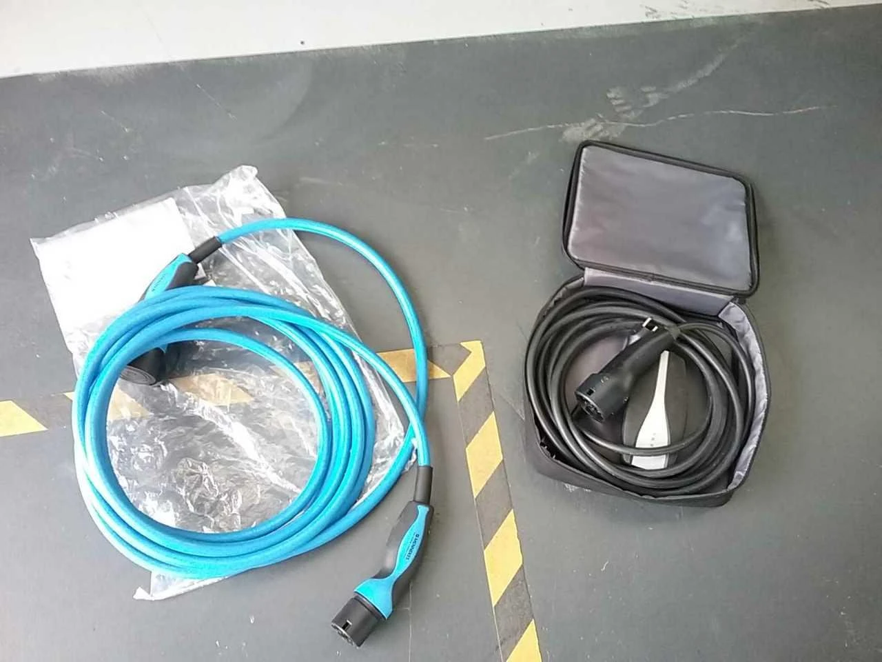 Tesla Model 3 Long Range Performance Dual Motor Leather Navi LED, снимка 13 - Автомобили и джипове - 56219309