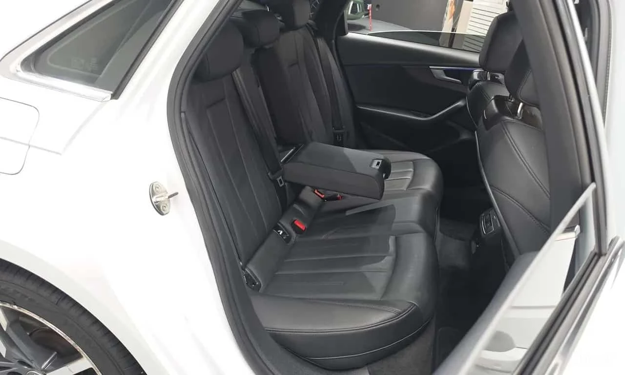 Audi A4  40 TFSI Premium/����������� | Mobile.bg � ����������� 11