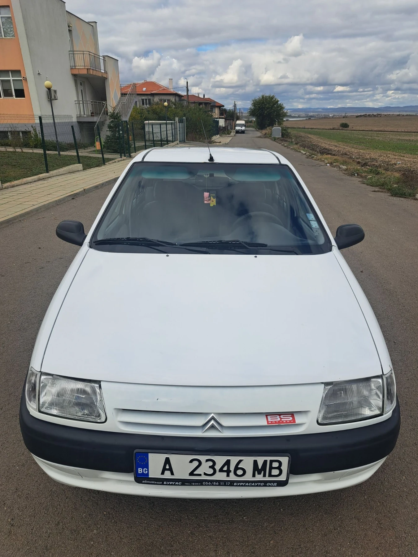 Citroen Saxo 1.1, снимка 2 - Автомобили и джипове - 56646605