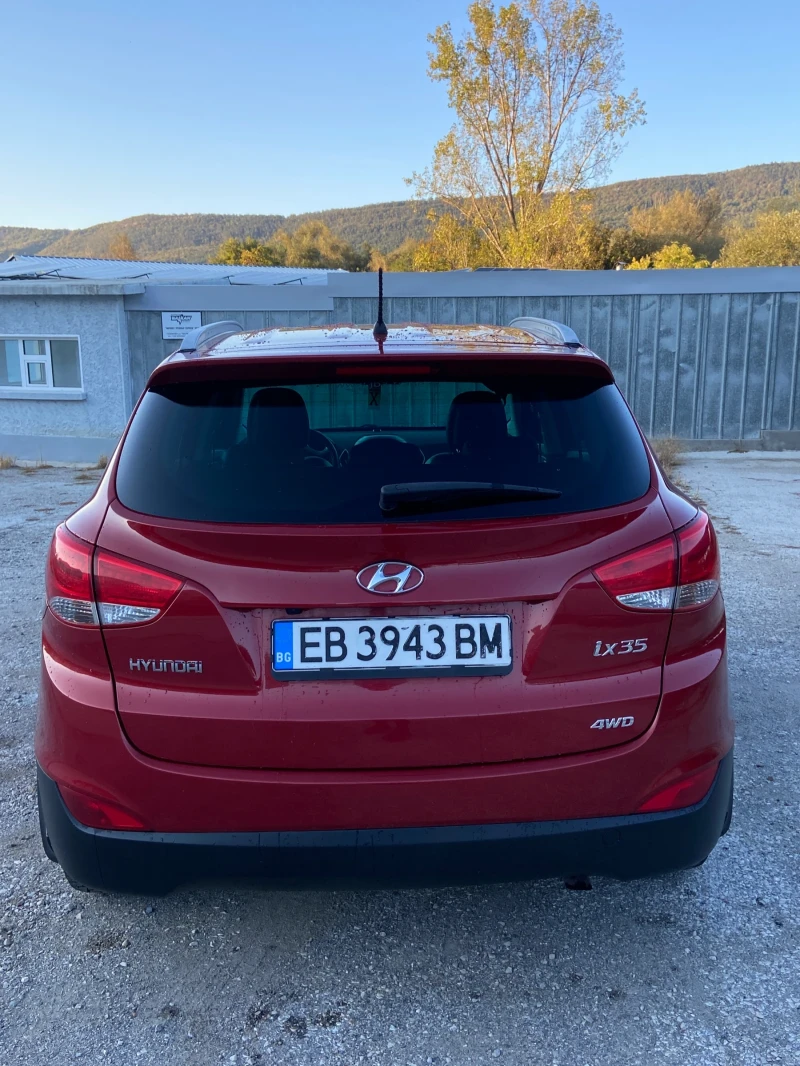 Hyundai IX35, снимка 11 - Автомобили и джипове - 47998338