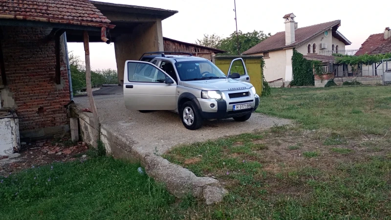 Land Rover Freelander 2.0 TD4 Facelift , снимка 7 - Автомобили и джипове - 49220725