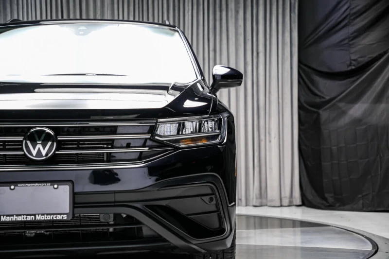 VW Tiguan Comfortline* 4Motion* АвтоКредит* (Цена до БГ), снимка 8 - Автомобили и джипове - 53246859