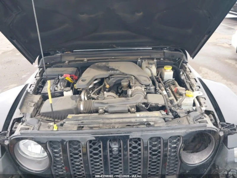 Jeep Gladiator 3.6l Mojave 4X4, снимка 10 - Автомобили и джипове - 53302632