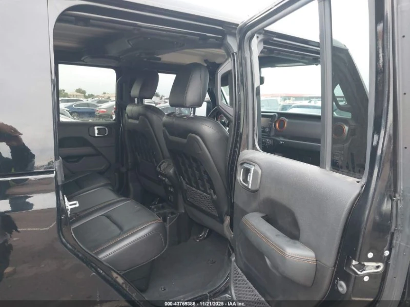 Jeep Gladiator 3.6l Mojave 4X4, снимка 8 - Автомобили и джипове - 53302632