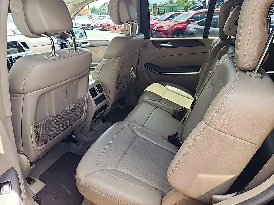 Mercedes-Benz GL 350 BlueTEC 4MATIC* HARMAN* MASSAGE* KEYLESS* BLIND SP - изображение 10
