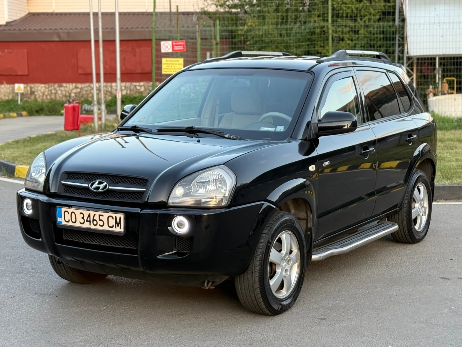 Hyundai Tucson 2.0i Газ* Навигация* Климатик* 4х4 - изображение 4