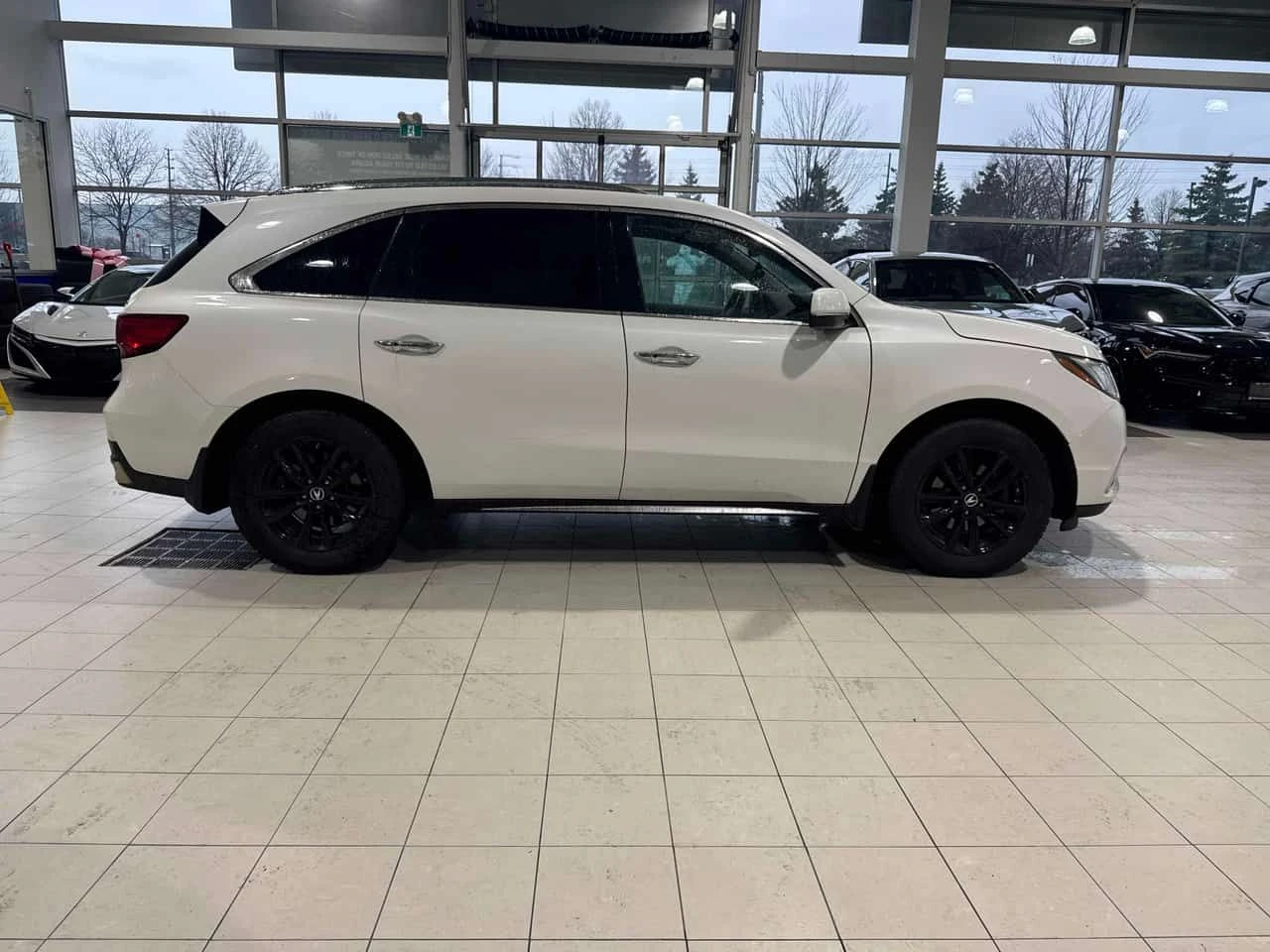 Acura Mdx | Tech Plus | ДВА КЛЮЧА | ПОДГРЕВ | + ГУМИ | , снимка 3 - Автомобили и джипове - 54455240
