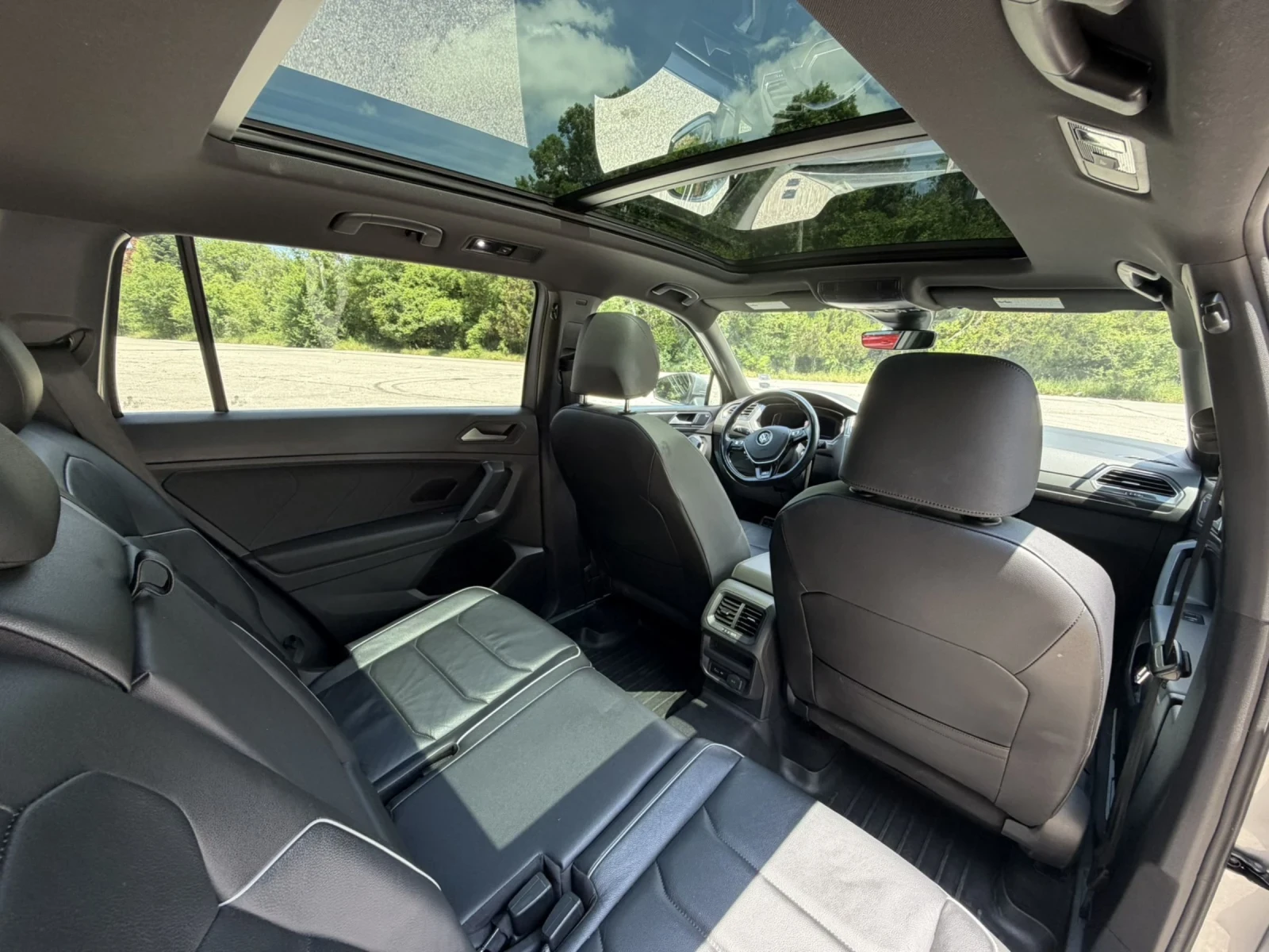 VW Tiguan 2.0 TSI R-LINE HIGHLINE 4MOTION, снимка 7 - Автомобили и джипове - 54807359