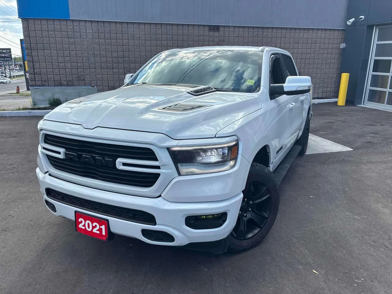 Dodge RAM 1500 Sport | CARFAX | БЕЗ ИНЦИДЕНТИ