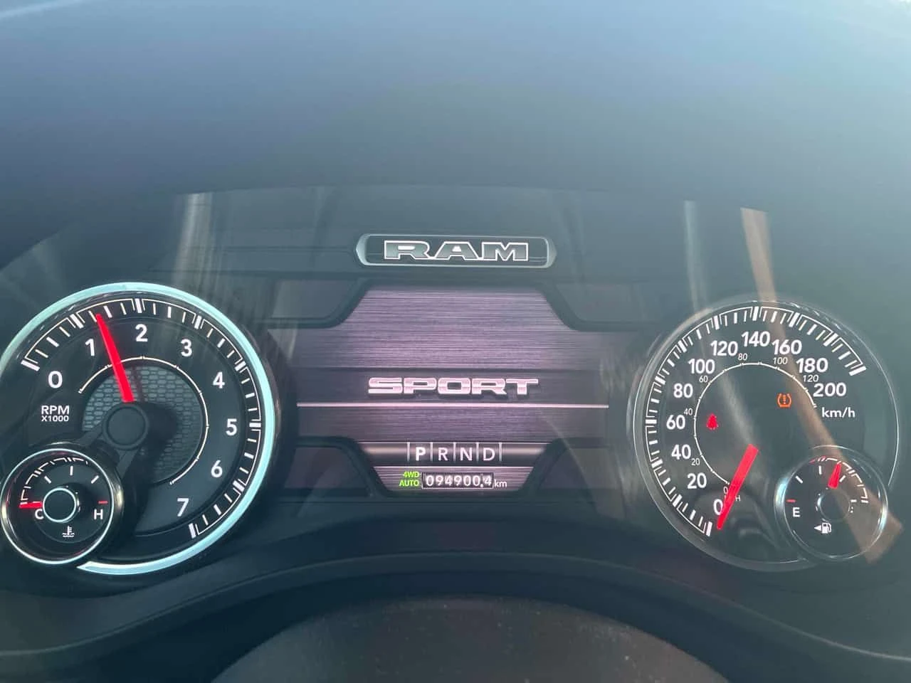 Dodge RAM 1500 Sport | CARFAX | БЕЗ ИНЦИДЕНТИ, снимка 8 - Автомобили и джипове - 55695844