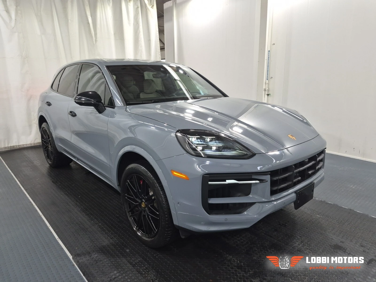 Porsche Cayenne, снимка 2 - Автомобили и джипове - 55928383